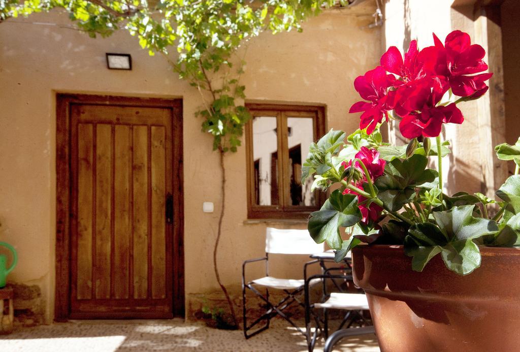 Casa Rural Las Aguedas Murias de Rechivaldo Exterior foto
