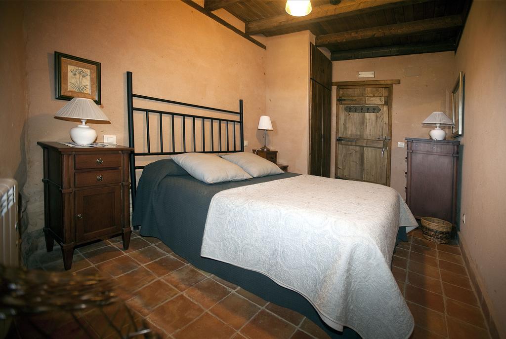 Casa Rural Las Aguedas Murias de Rechivaldo Zimmer foto